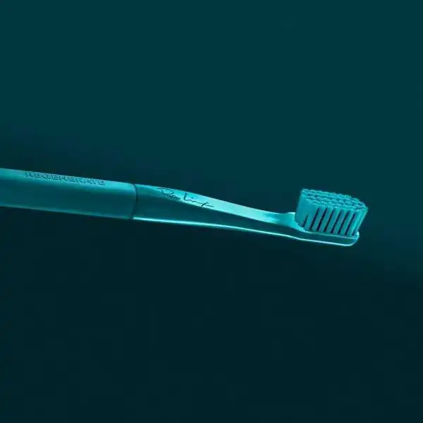 REGENERATE-  Spazzolino da denti - Ultra Soft | Risparmia in Farmacia