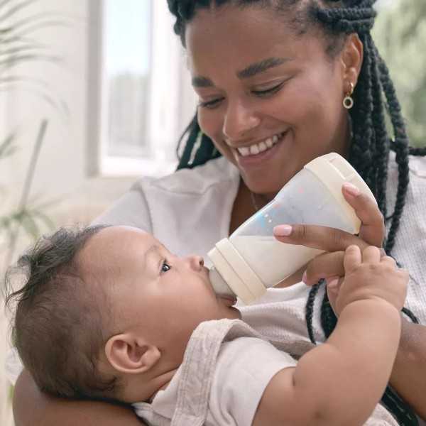 MAM First Bottle Base Ventilata anticoliche - 260ml 0+mesi